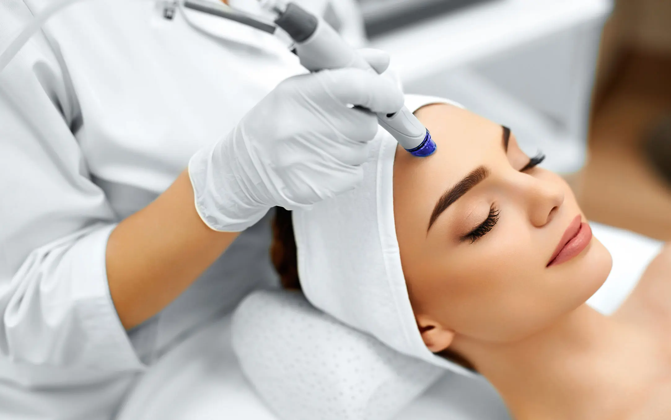 What Is Collagen Lift Therapy and How Can It Help Ageing, Loose Skin Lincolnshire?